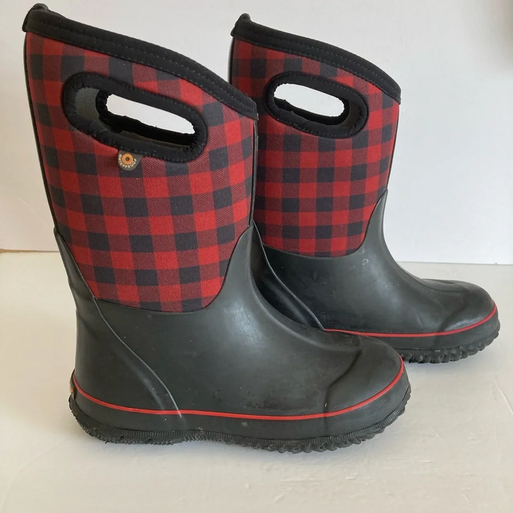 Bogs Kids Black and Red Plaid Waterproof Rain Boots Youth Size 4